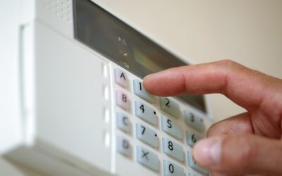 Smart Home und Sicherheit: Wie moderne Alarmsysteme unser Zuhause vernetzen und schützen